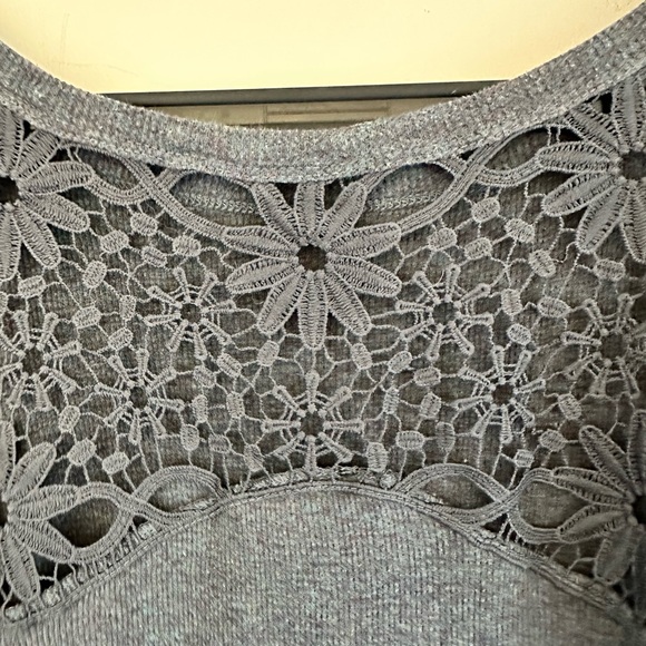 Grey tunic / high lo sweater - Picture 2 of 4